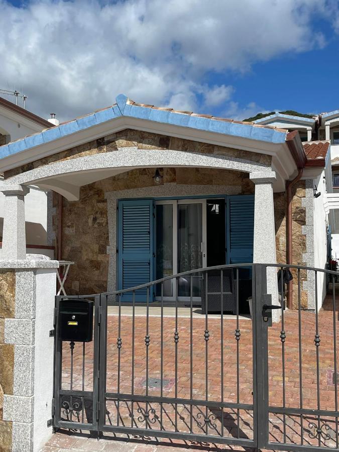 La Perla Del Mare 2 Bed & Breakfast La Caletta Luaran gambar